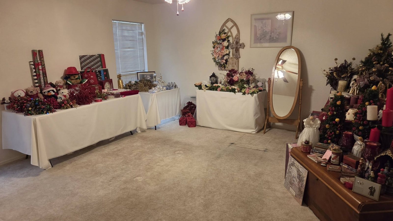A room staged for a Millo estate sale in Flower Mound